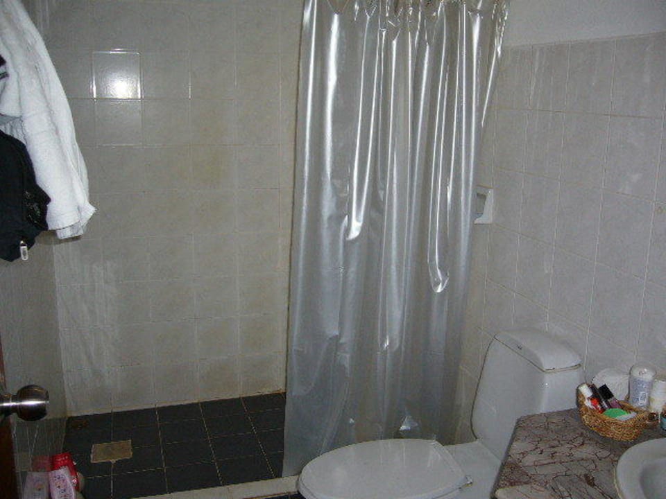 2011 The Fair House Beach Resort