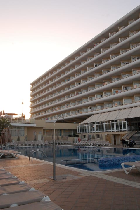 Pool und Haupthaus Hotel Riu Oliva Beach Resort