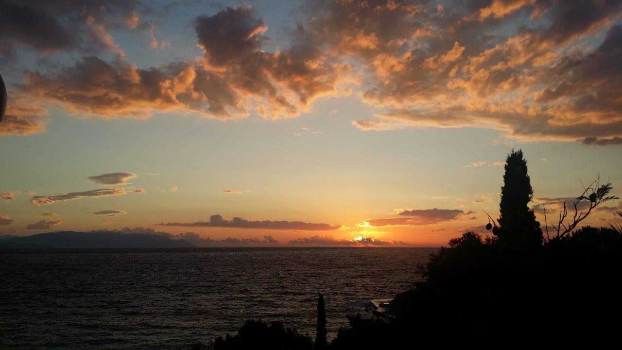 Sonnenuntergang Restaurant Hotel Pine Bay Holiday Resort