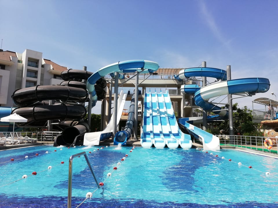 Pool Kirman Belazur Resort & Spa