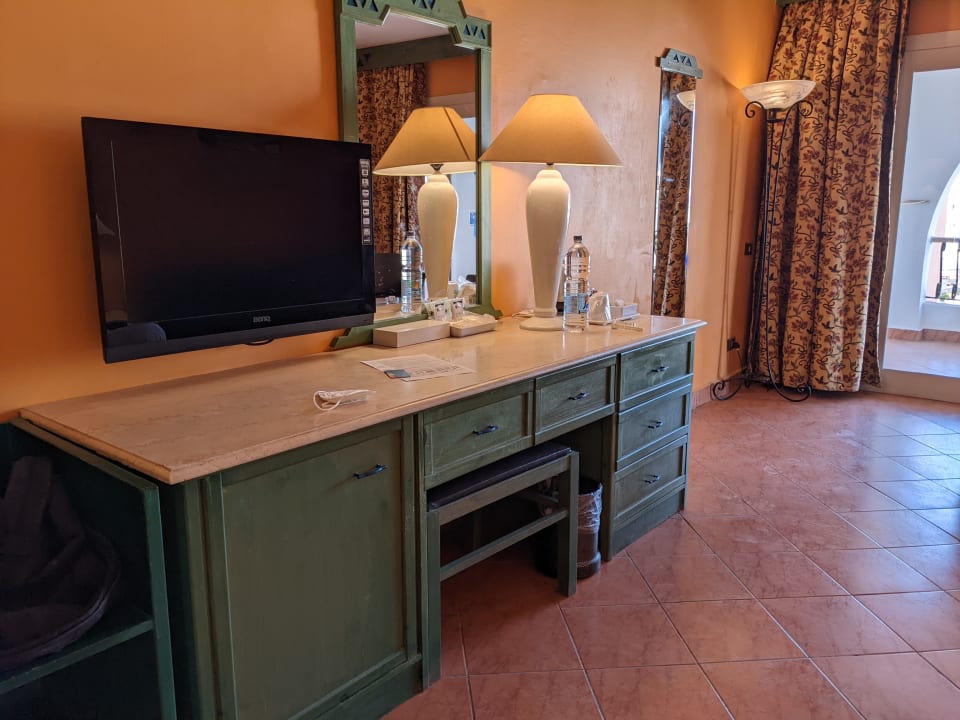 Zimmer Arabia Azur Resort
