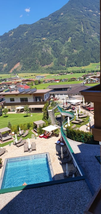 Pool Platzlhof - Mein Hotel im Zillertal