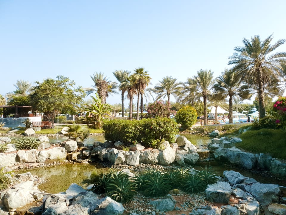 Gartenanlage Hotel Le Meridien Al Aqah Beach Resort