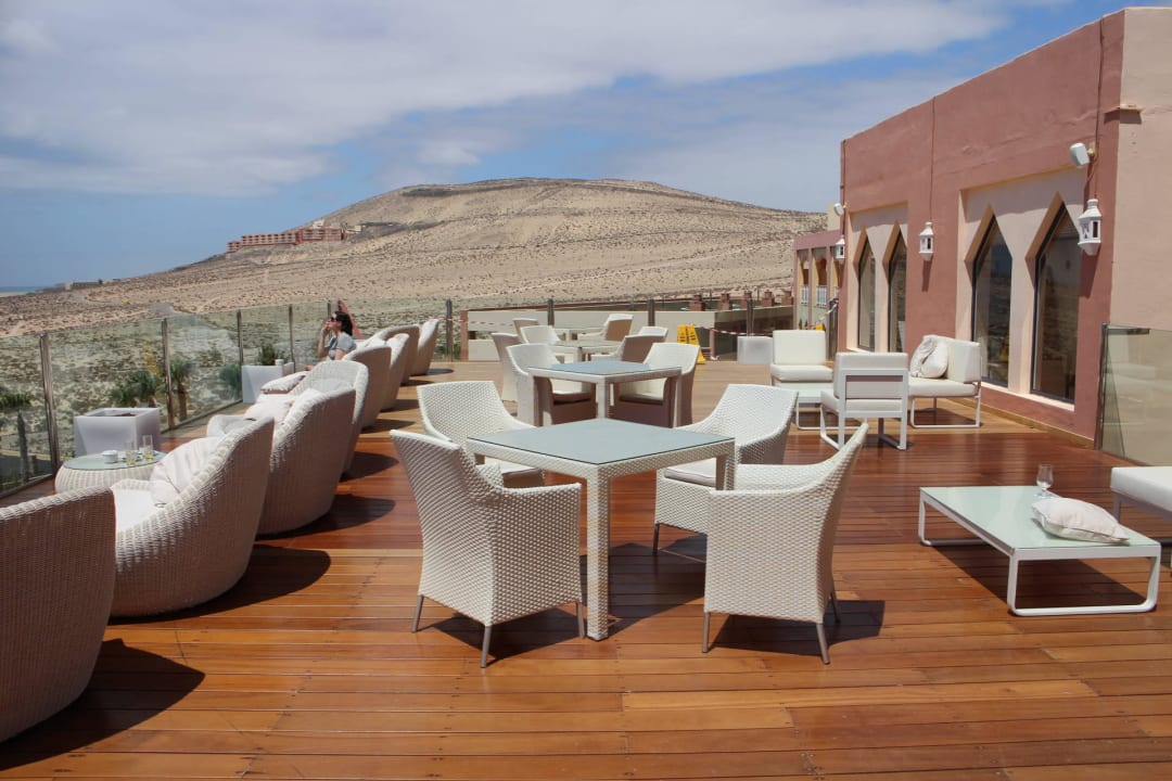 Bar im Aussenbereich H10 Playa Esmeralda - Adults only