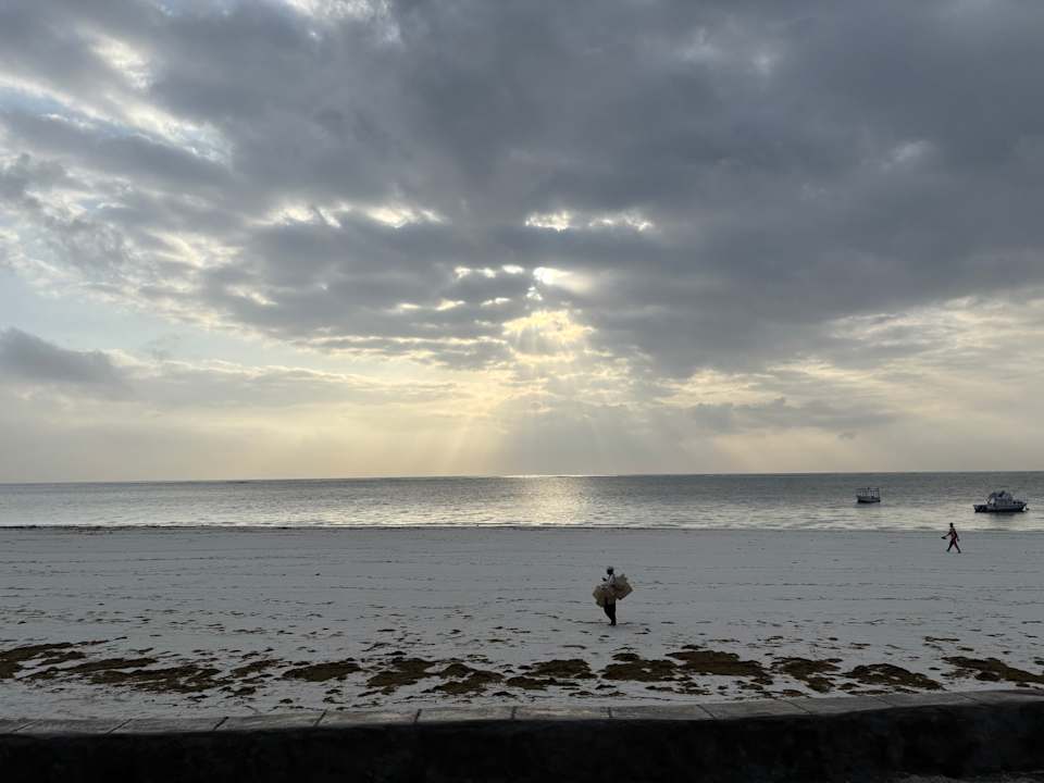 Strand Neptune Village Beach Resort & Spa