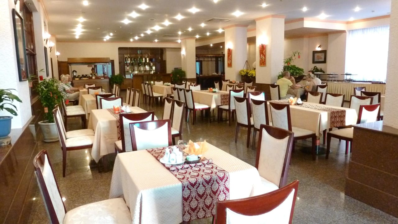 Restaurant TTC Hotel - Premium Can Tho