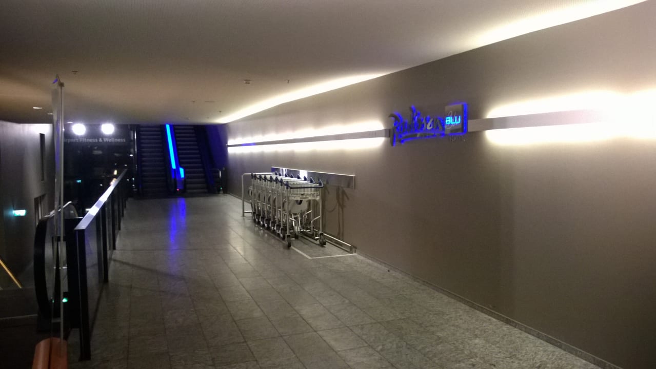 Außenansicht Radisson Blu Hotel Zürich Airport