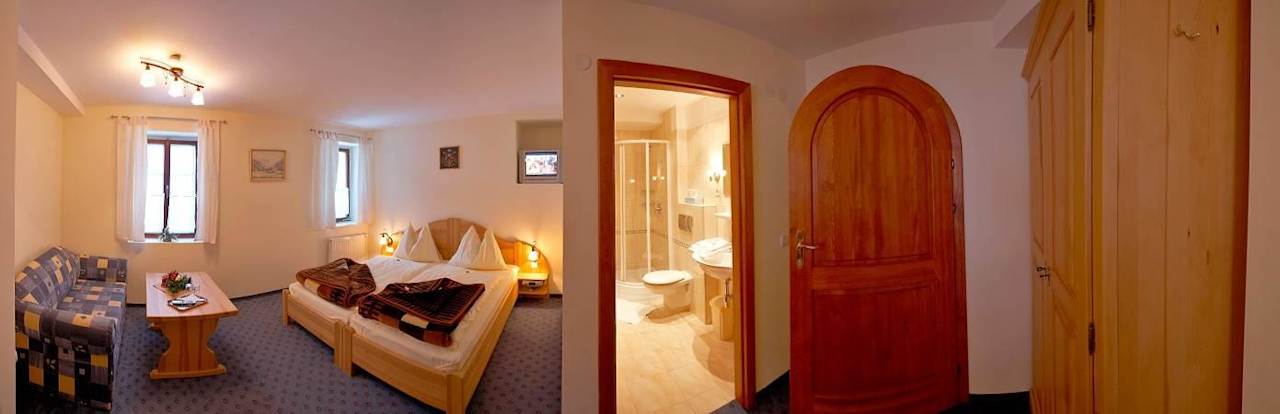 Unsere schöne Zimmer mit modernem Bad Hotel Hutmannshaus