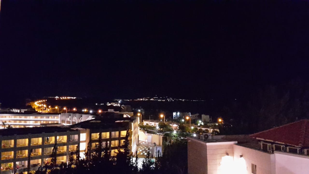Zimmerausblick bei Nacht Mitsis Rodos Village