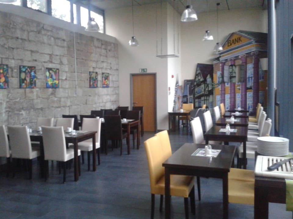 Frühstücksraum Stadt-gut-Hotel Fronveste - Das Alte Knasthaus