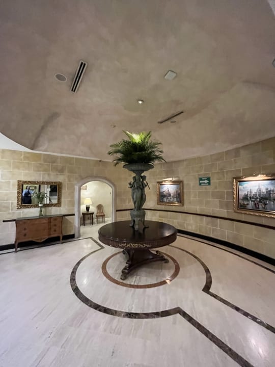 Lobby Barceló San Salvador