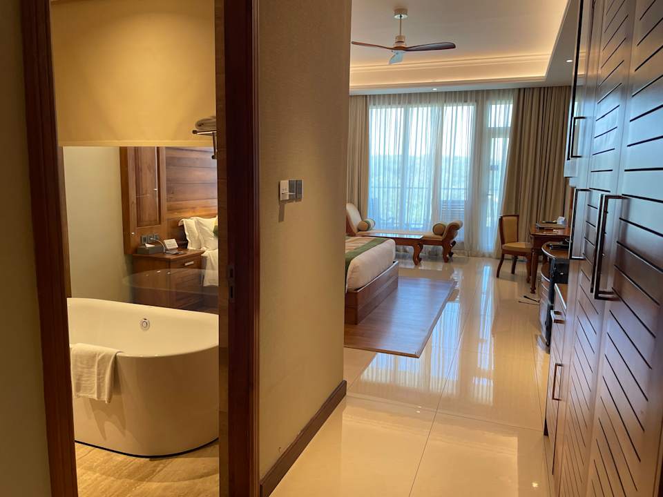 Zimmer Araliya Beach Resort & Spa Unawatuna- Where you meet the sea all year