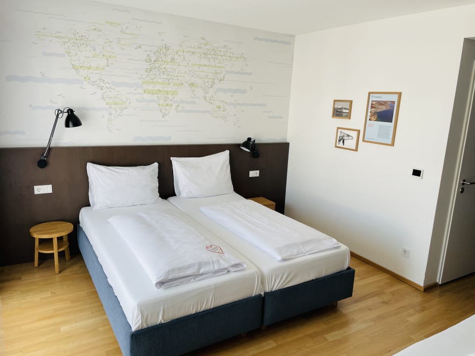 Zimmer JUFA Hotel Hamburg HafenCity