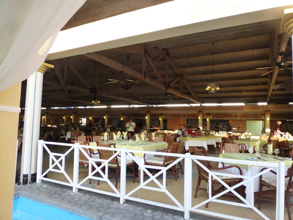 Im Buffetrestaurant Latino Hotel Playa Pesquero