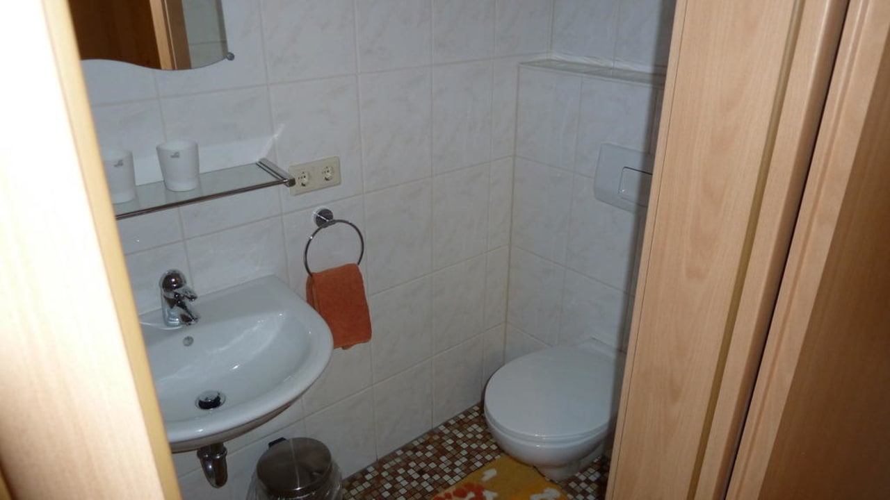 Badezimmer inkl. WC Gästehaus Koch