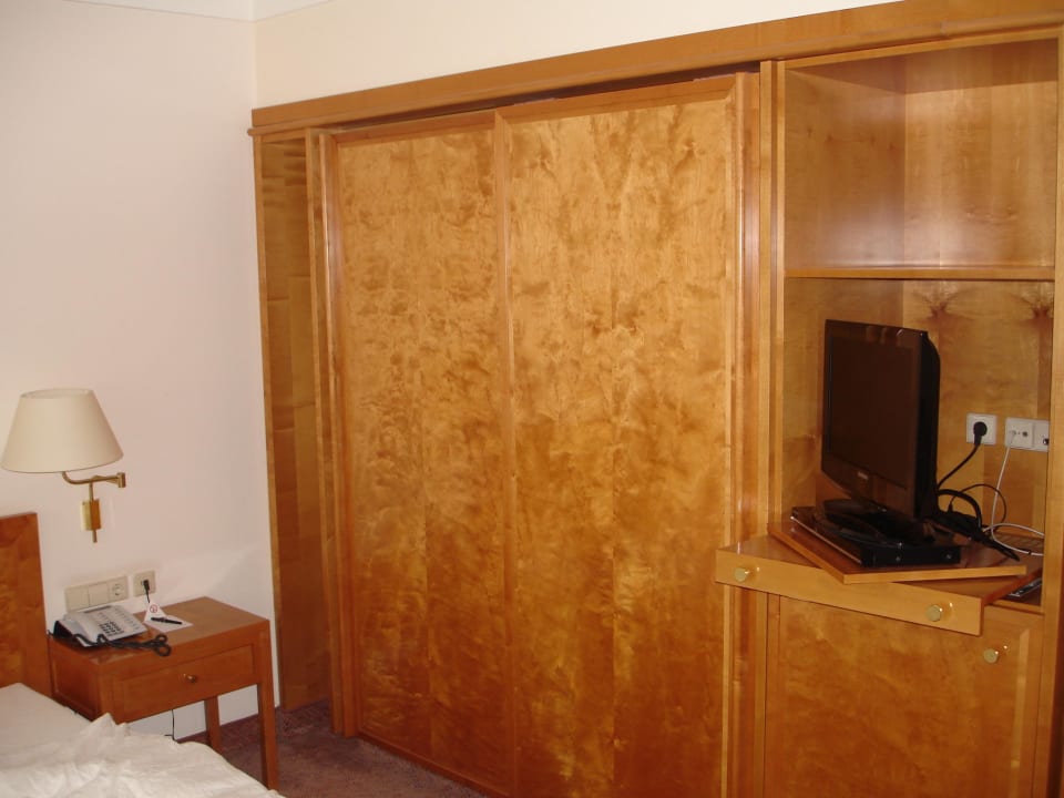 Schrank Steigenberger Hotel & Spa Bad Pyrmont