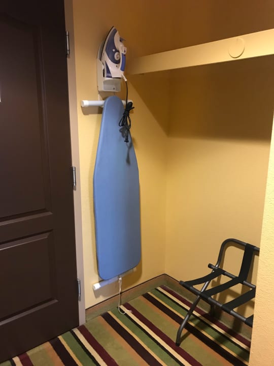 Garderobe Moenkopi Legacy Inn & Suites