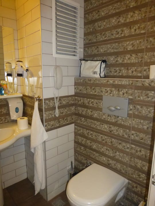 Bad Club Turtas Beach Hotel