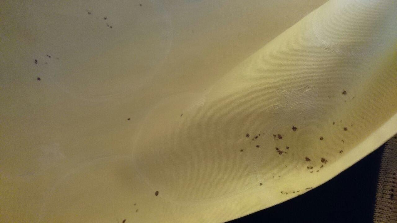 Verschmutzte Tischdecke Thermenwelt Hotel Pulverer