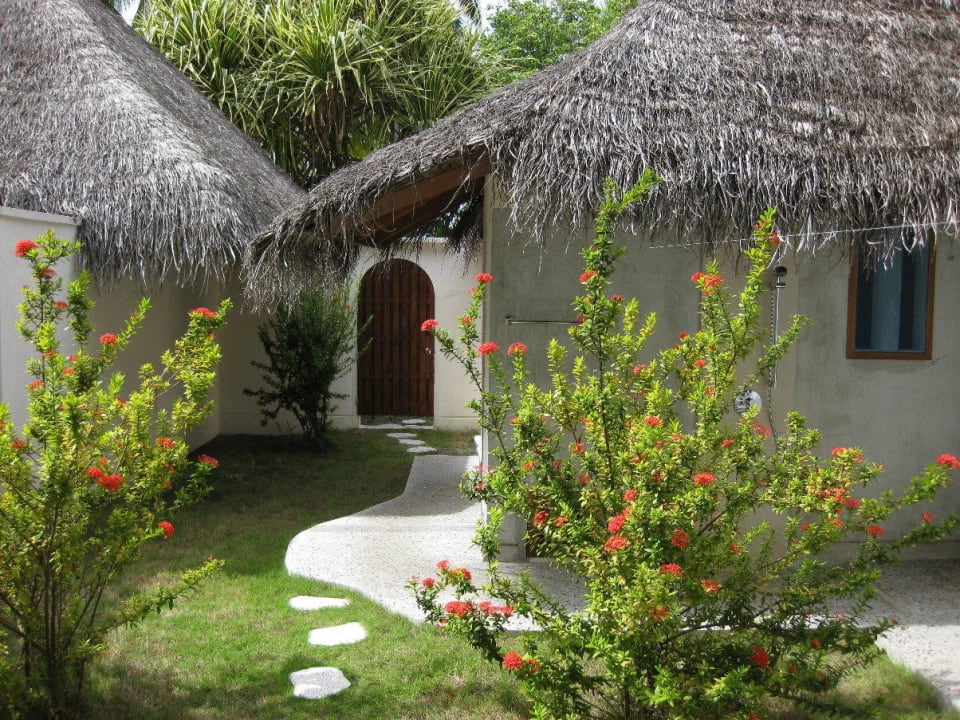 Deluxe Beach Villa mit Jacuzzi - Garten Kuramathi Maldives