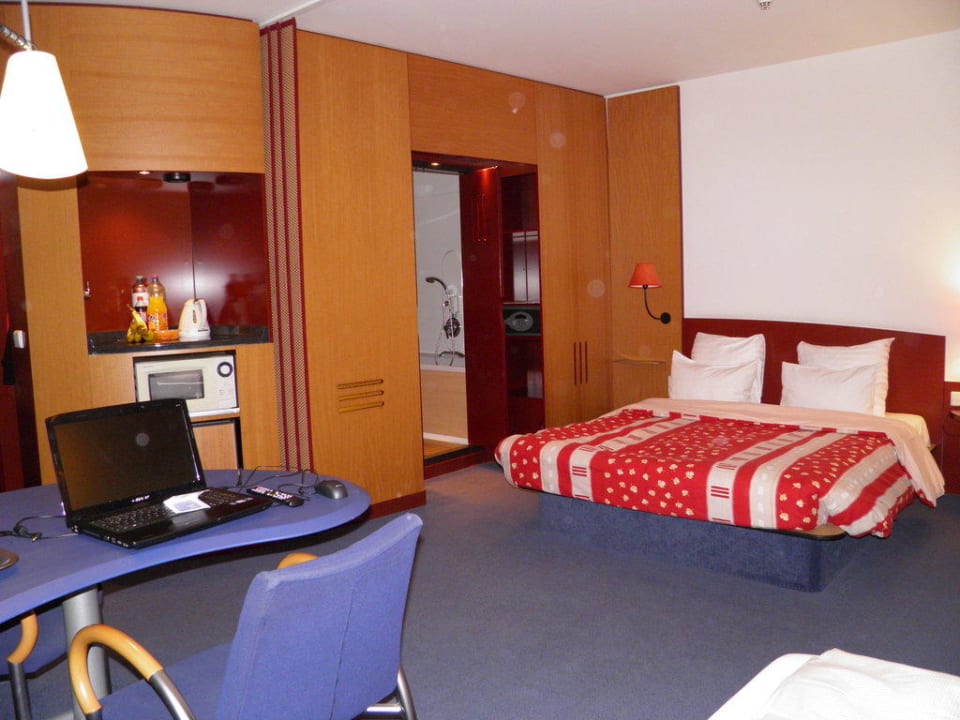 Suite 2 & 1 Novotel Suites Wien City Donau