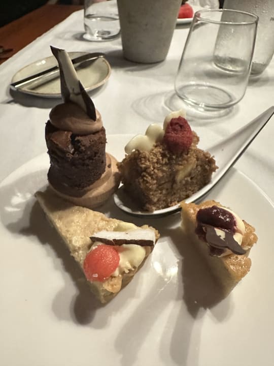 Gastro Zuri Zanzibar Hotel & Resort