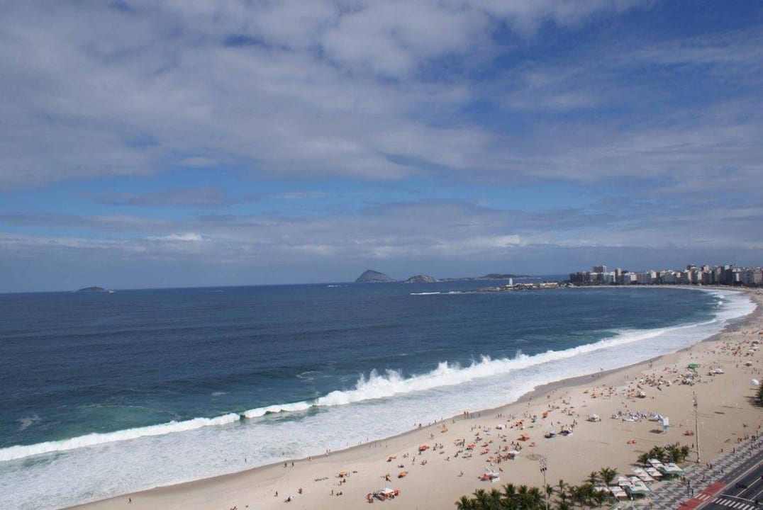 Blick vom Pooldeck auf den Strand Hotel PortoBay Rio de Janeiro