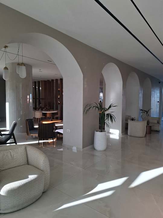 Lobby Vantaris Luxury Beach Resort