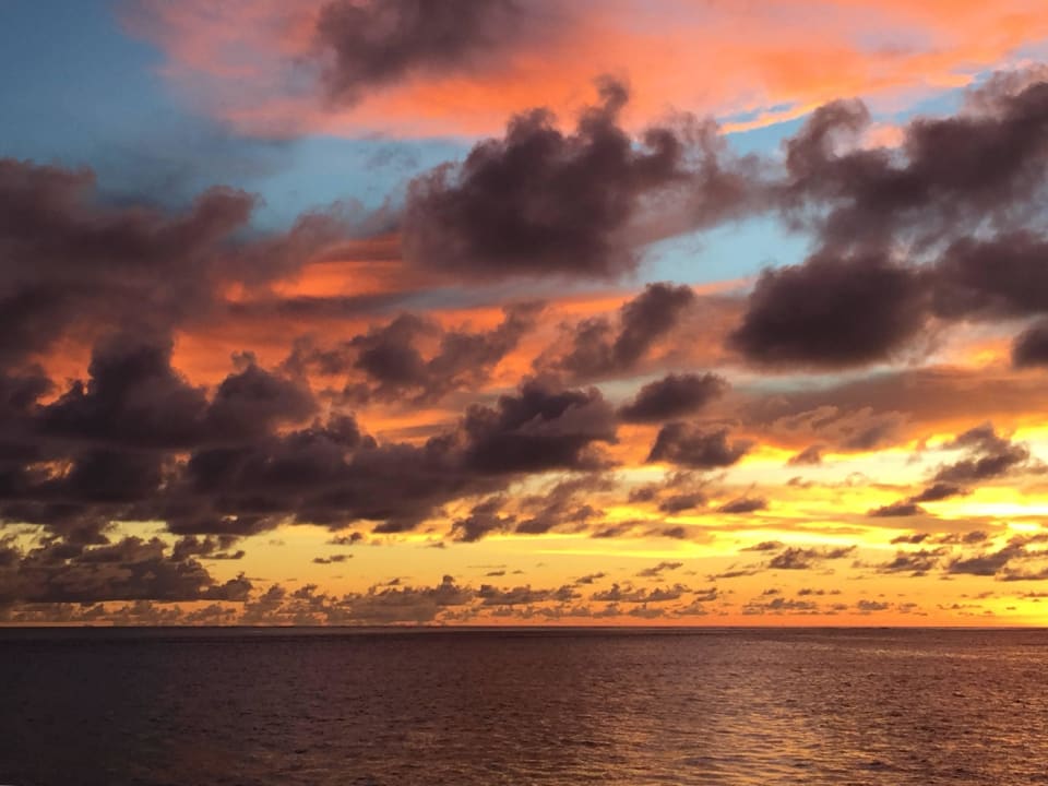 Sunset Cruise Gangehi Island Resort