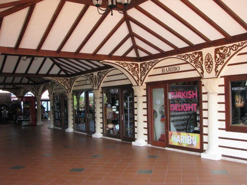 Einkaufsmöglichkeit Ali Bey Club