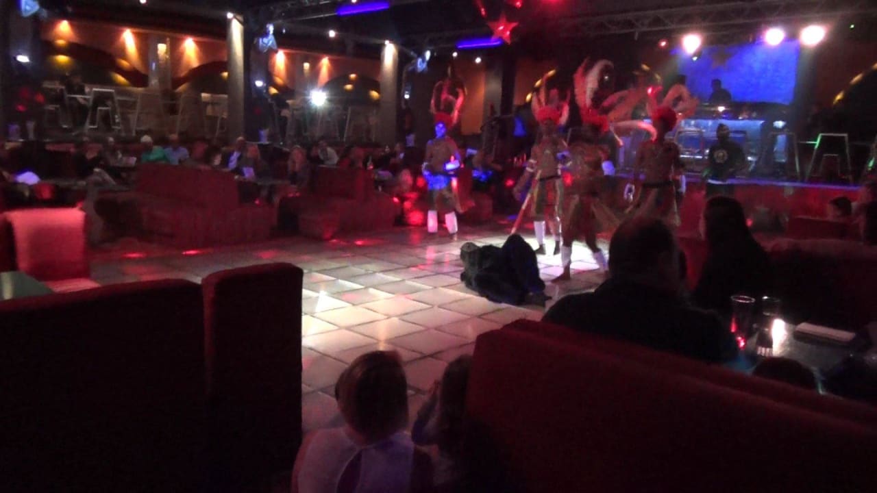 Showabend - African Show Titanic Beach Spa & Aqua Park
