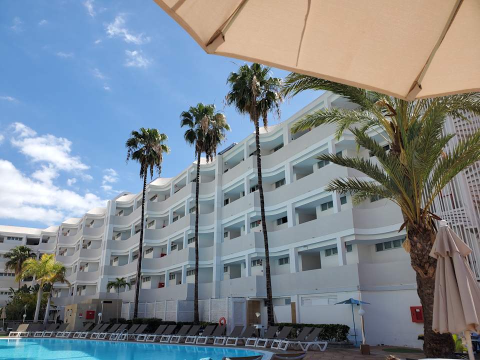 Außenansicht alltoura Club Hotel Akeah Broncemar