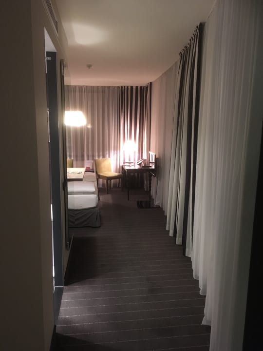 Zimmer Mövenpick Hotel Stuttgart Airport