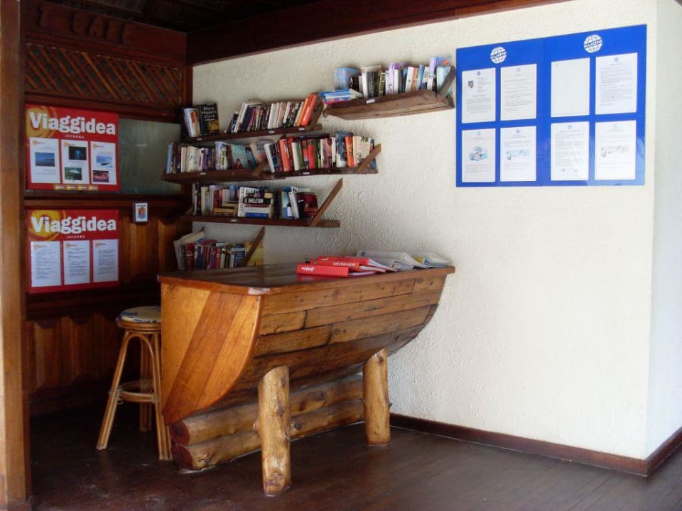 Bibliothek NAKAI Maayafushi Resort