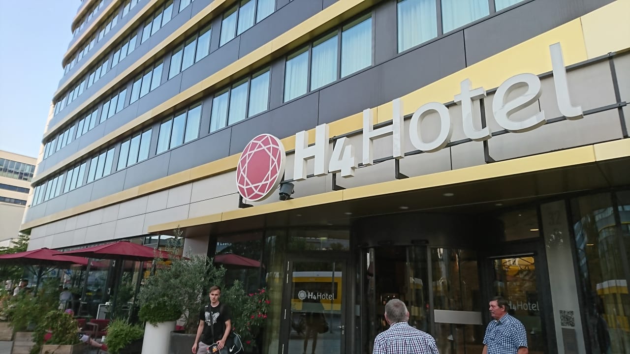 Außenansicht H4 Hotel Berlin Alexanderplatz