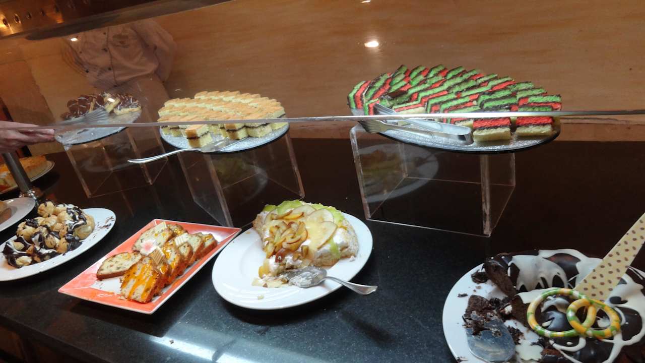 Kuchen-Büffet  Sultan Gardens Resort