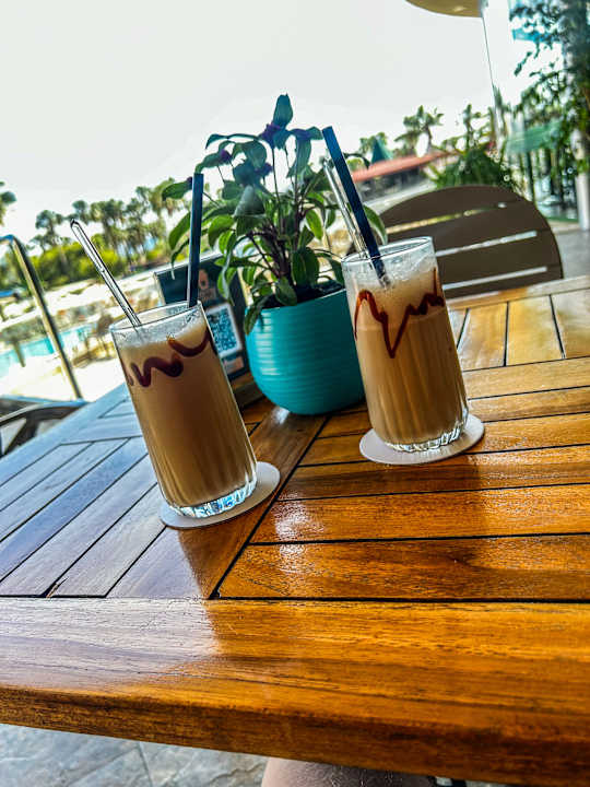 Pool VONRESORT Golden Coast