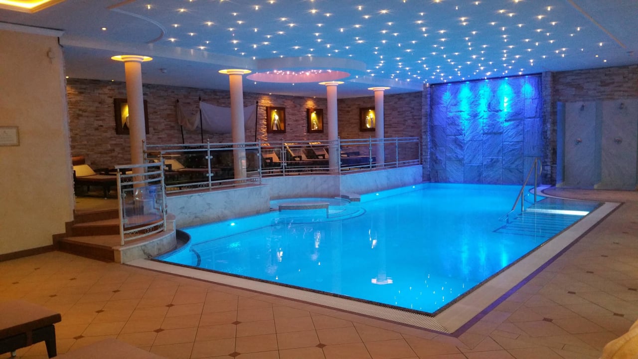 Indoorpool  Genussdorf Gmachl - Hotel & Spa