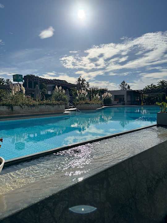 Pool TUI BLUE Xanthe