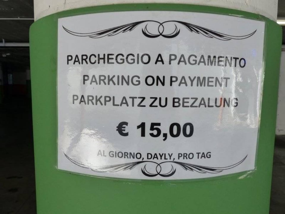 Tiefgarage Hinweisschild Hotel Residence Relais Du Lac