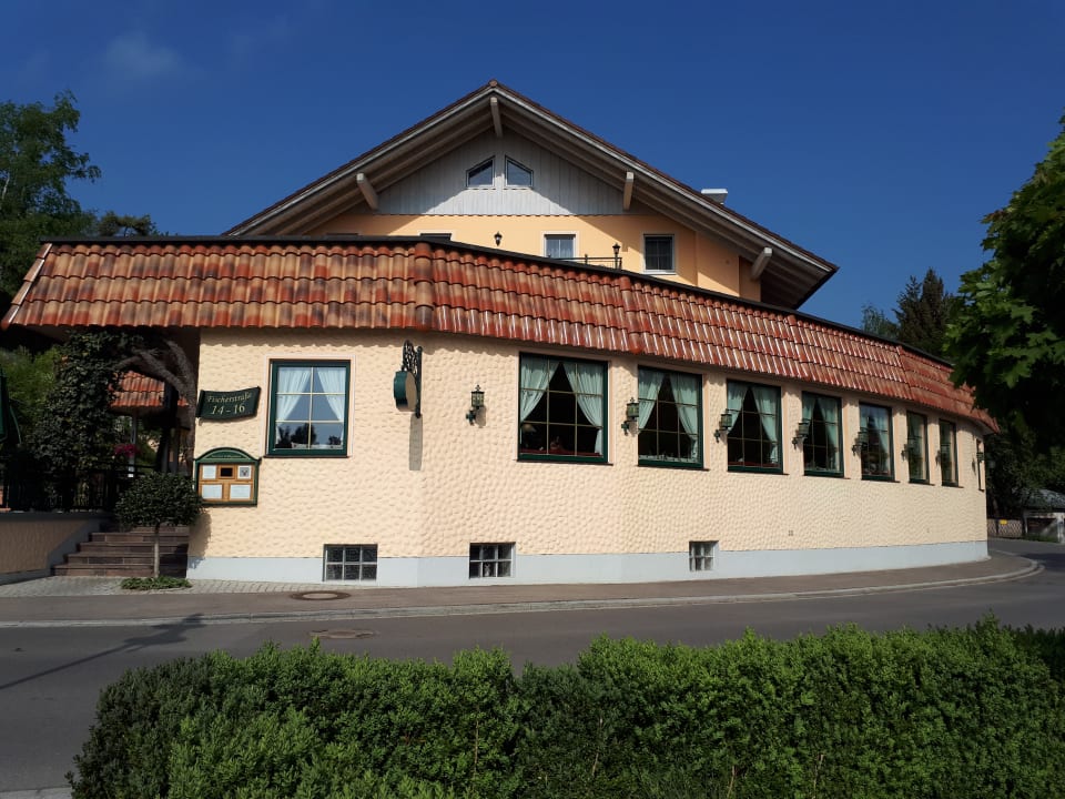 Vom Parkplatz aus Hotel Mutz Garni