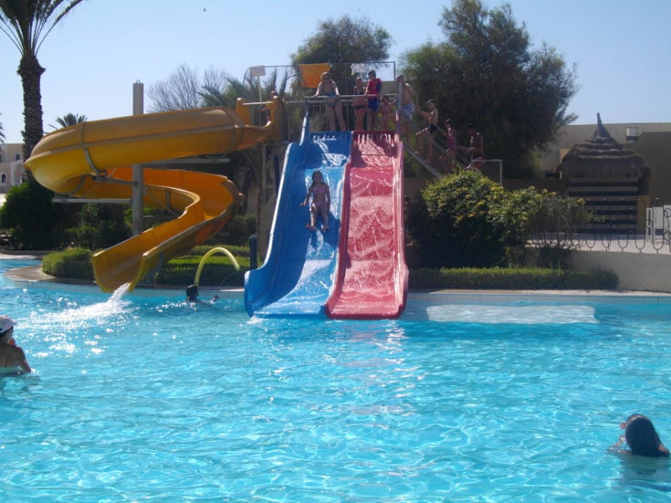 Une des 2 piscines The Ksar Djerba Charming Hotel & SPA