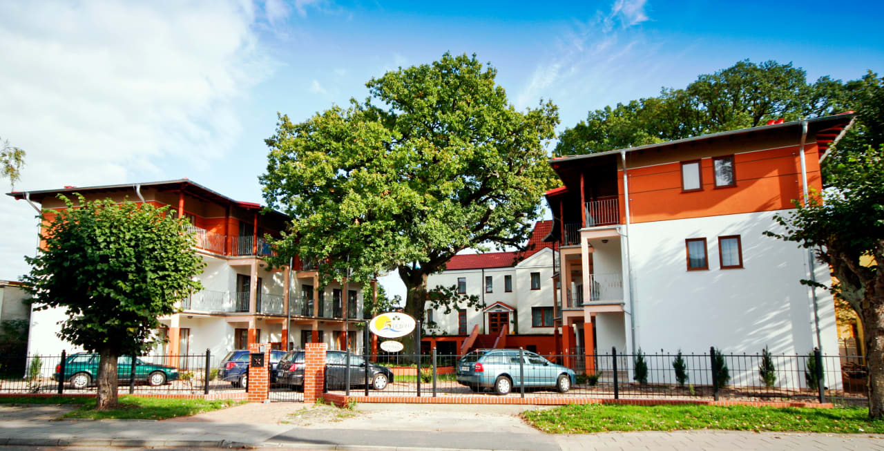 Außenansicht Hotel Rezydencja 5 Dębów