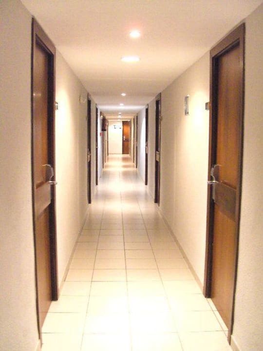 Hotelflur BQ Apolo Hotel
