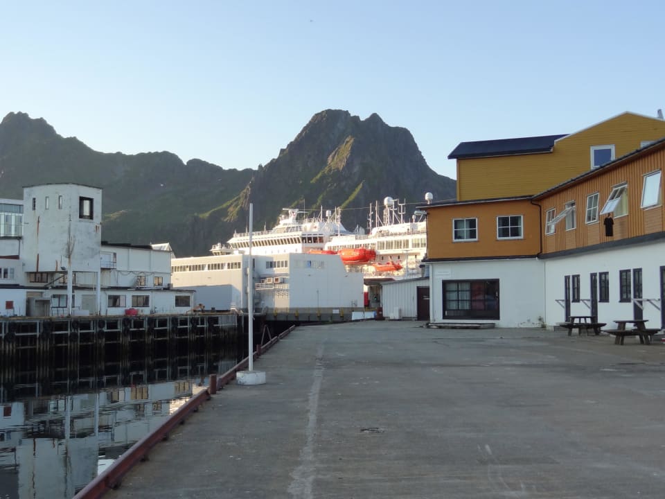 Außenansicht Scandic Vestfjord Lofoten