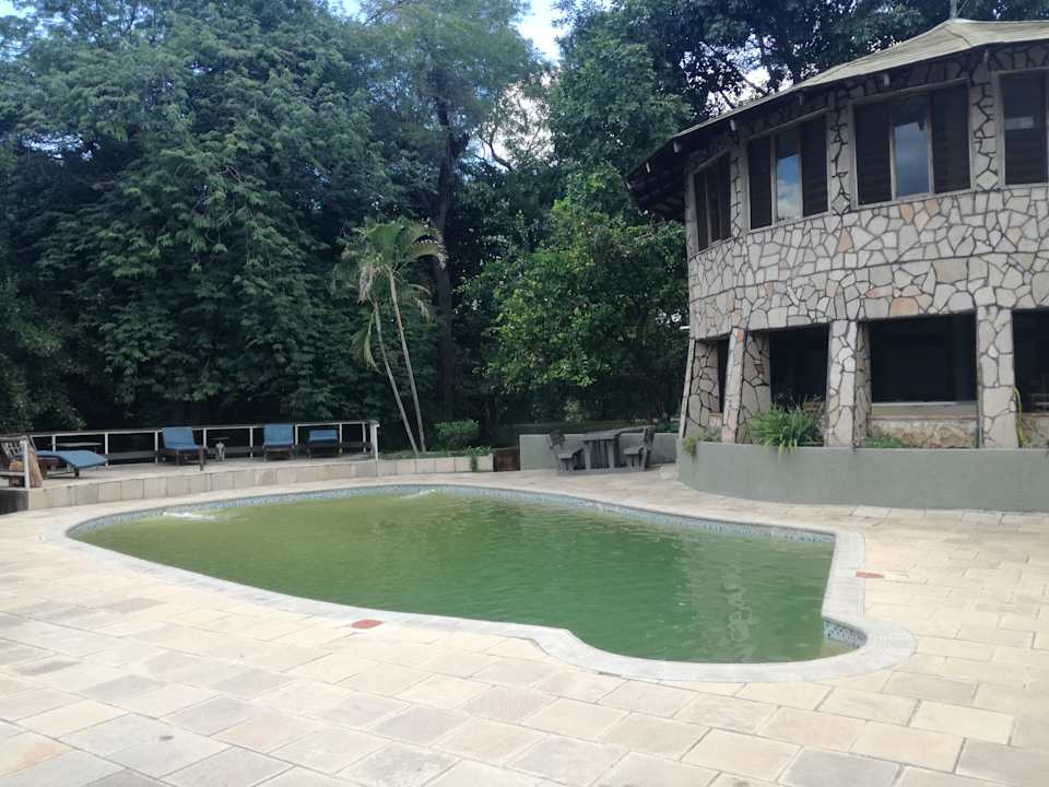 Pool Gwabi River Lodge