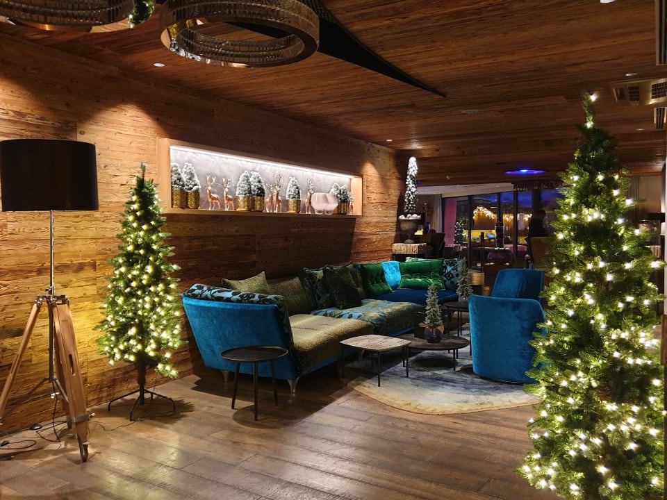 Lobby Quellenhof Luxury Resort Passeier