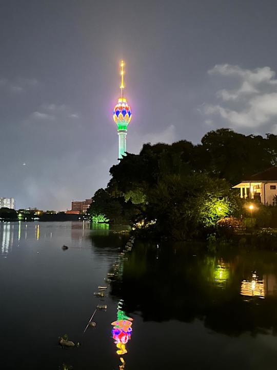 Ausblick Cinnamon Lakeside Hotel