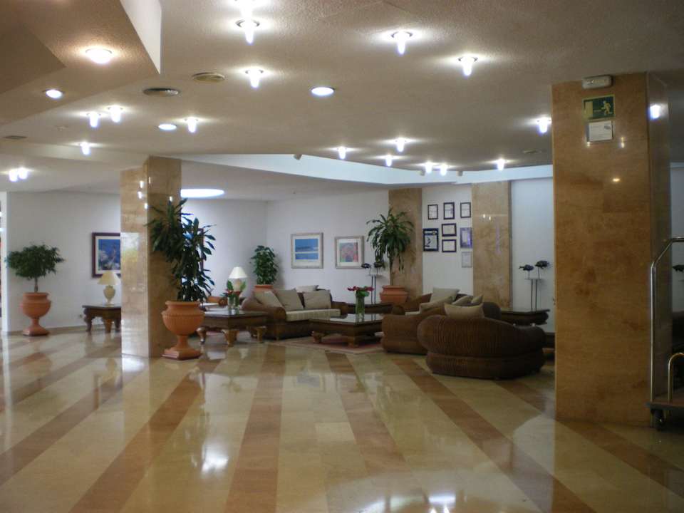 Eingang H10 Las Palmeras