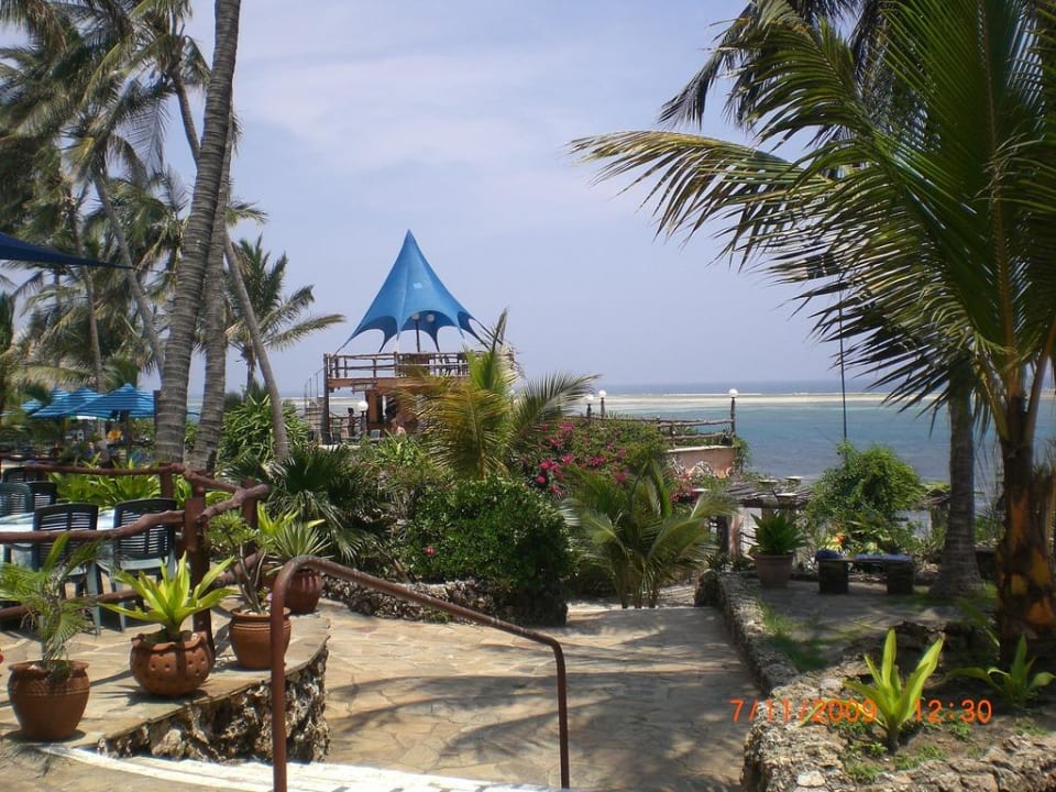 Gartenanlage Bahari Beach Hotel